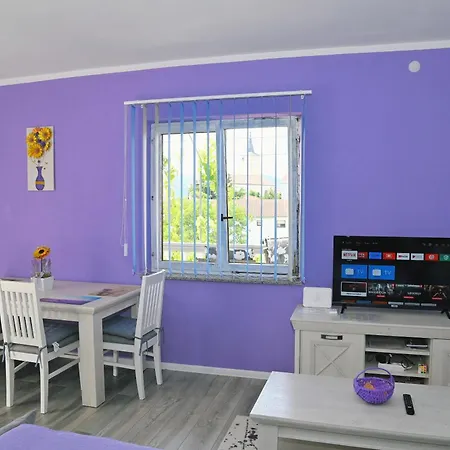 Biondi Apartment *