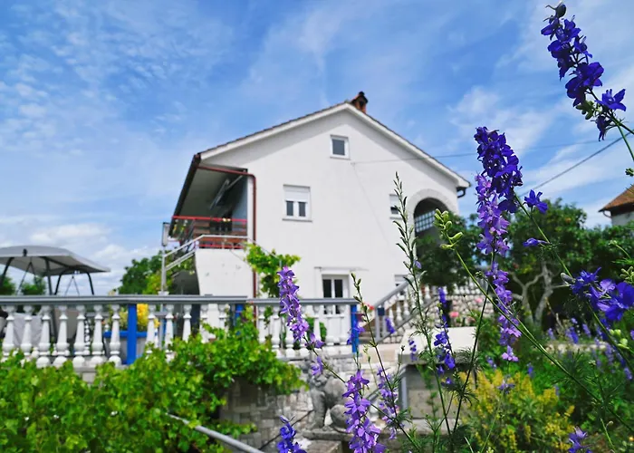 아파트 Biondi Viskovo